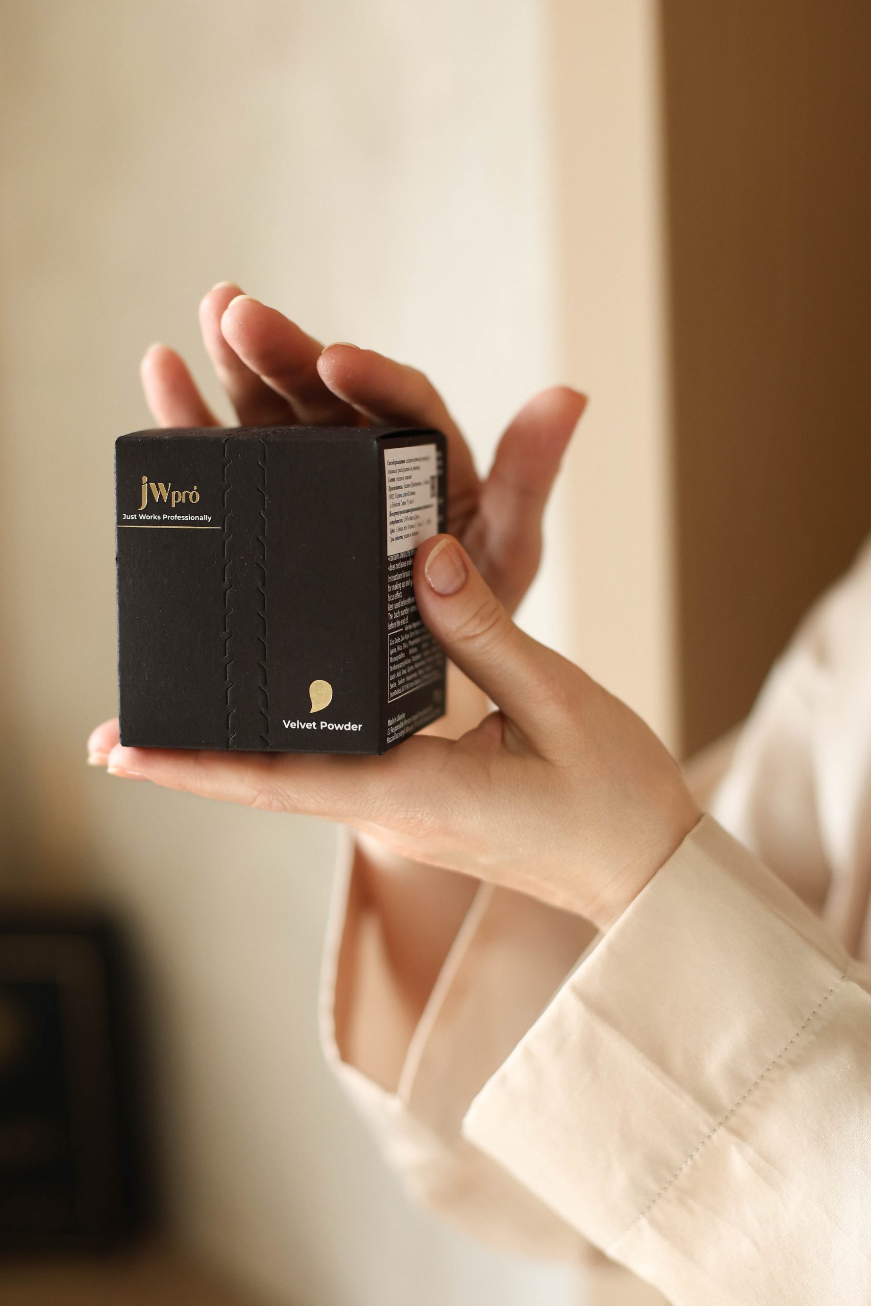JW PRO Velvet Powder SPF50 Mineral Powder